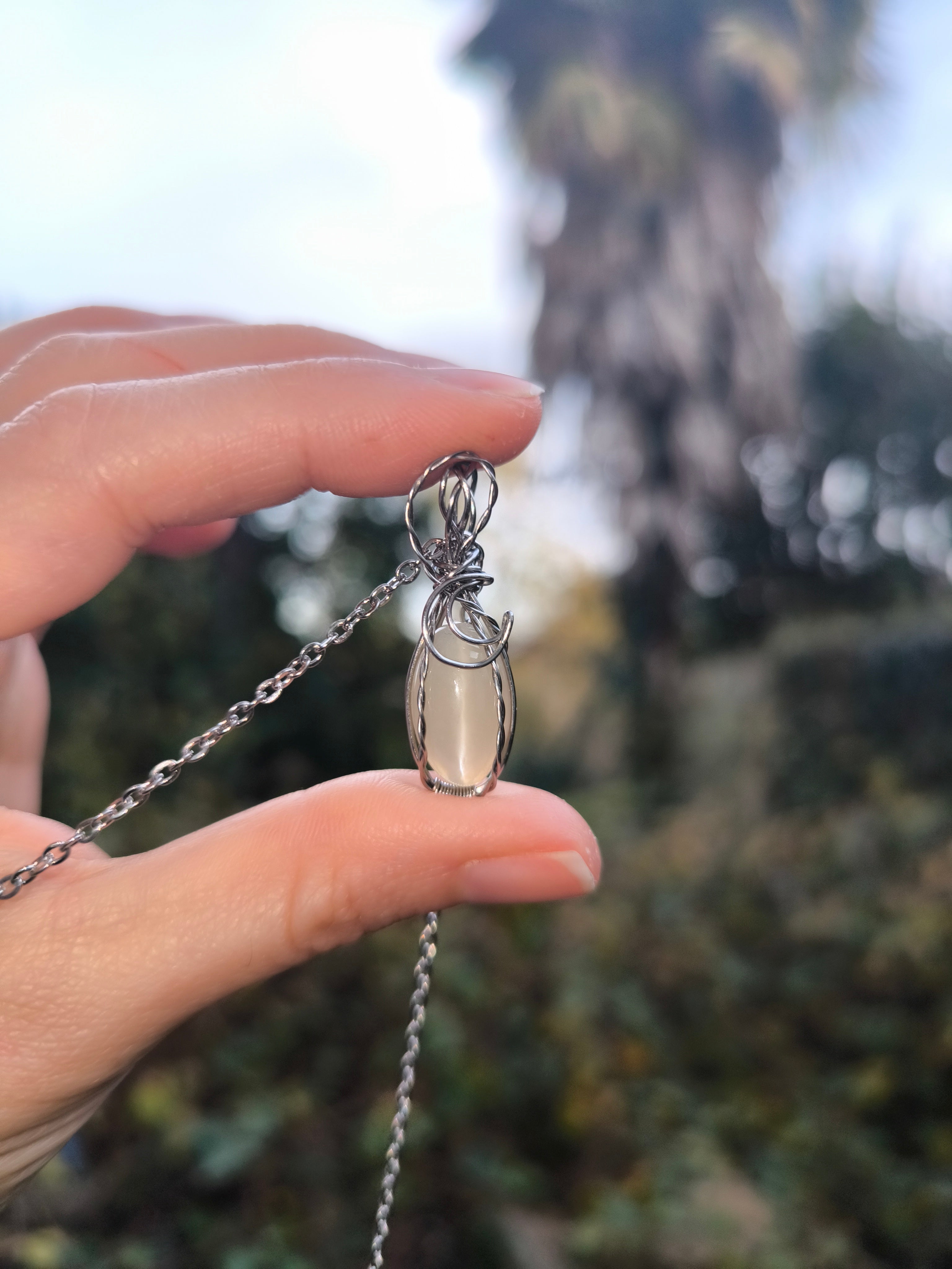Collana Lunaris