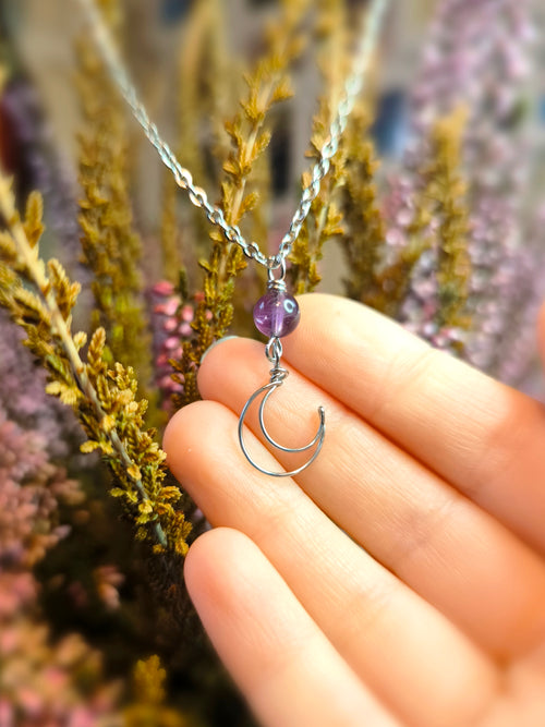 Collana Aetheria Moon